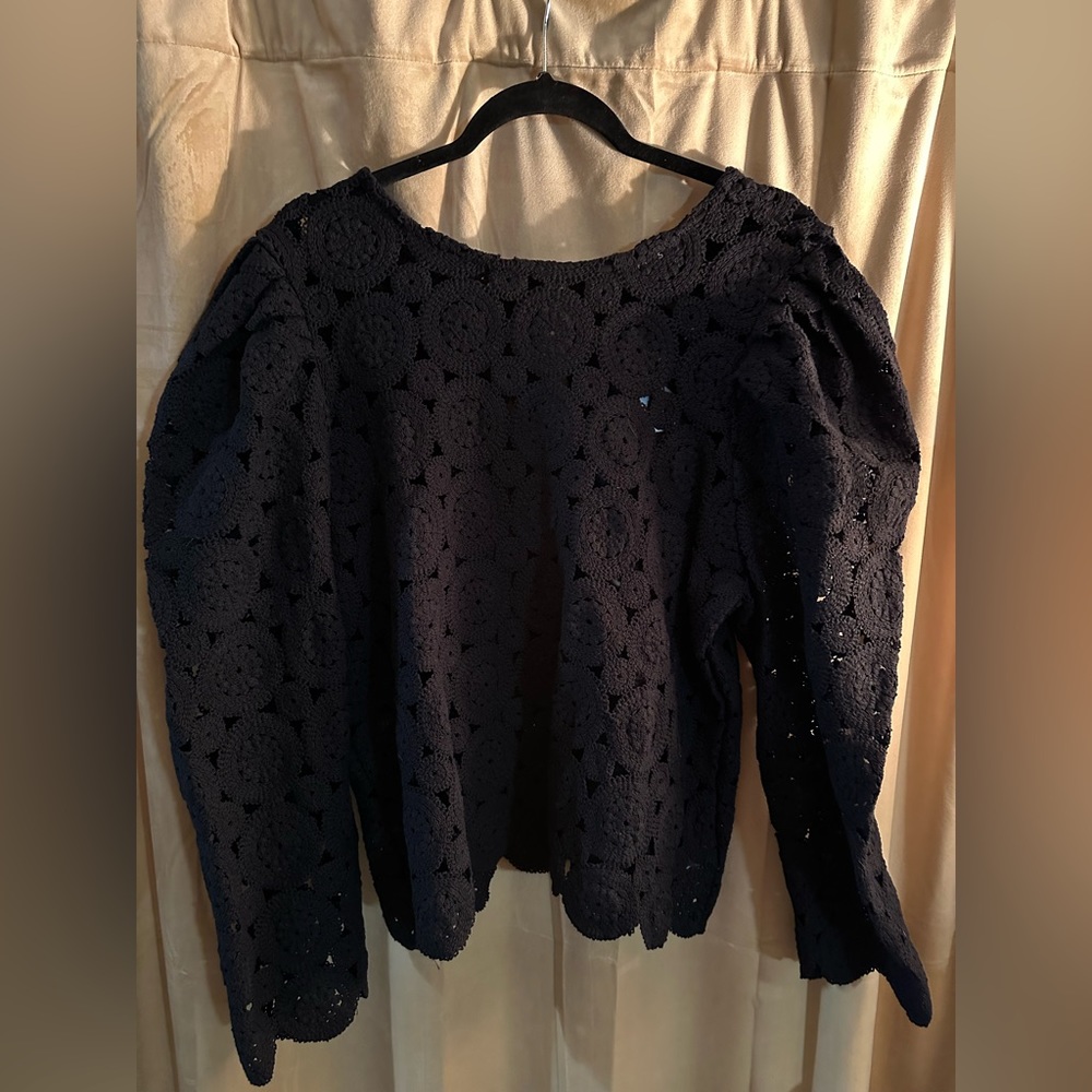 Express Macrame Long Sleeve Top